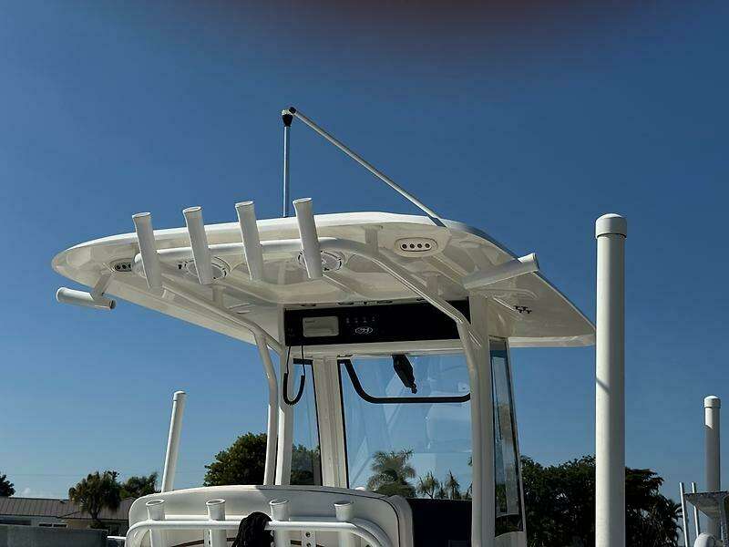 25ft Sea Hunt Yacht For Sale