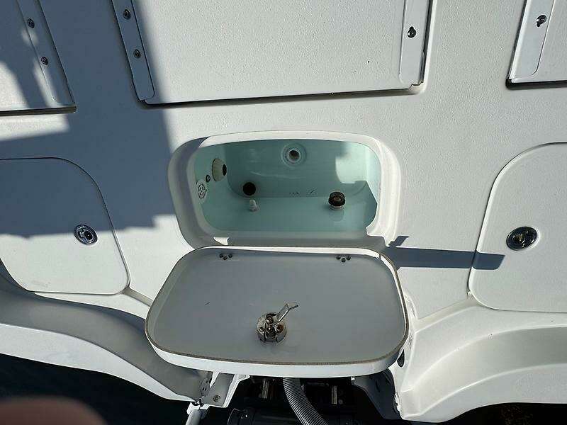 25ft Sea Hunt Yacht For Sale