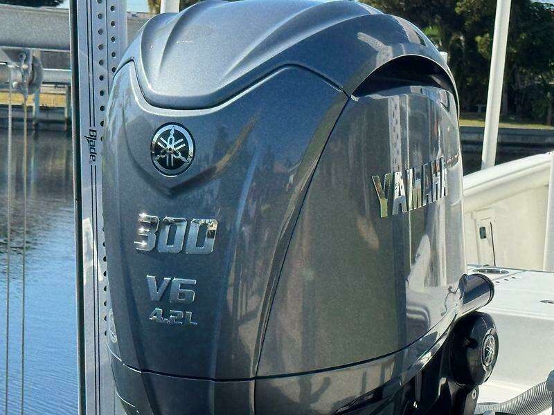 25ft Sea Hunt Yacht For Sale