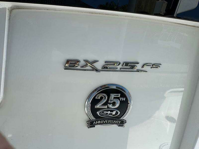 25ft Sea Hunt Yacht For Sale