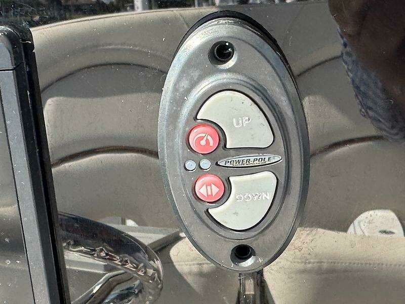 25ft Sea Hunt Yacht For Sale