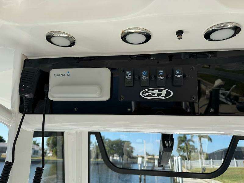 25ft Sea Hunt Yacht For Sale