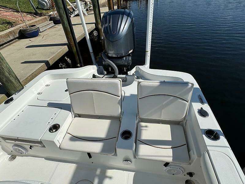 25ft Sea Hunt Yacht For Sale