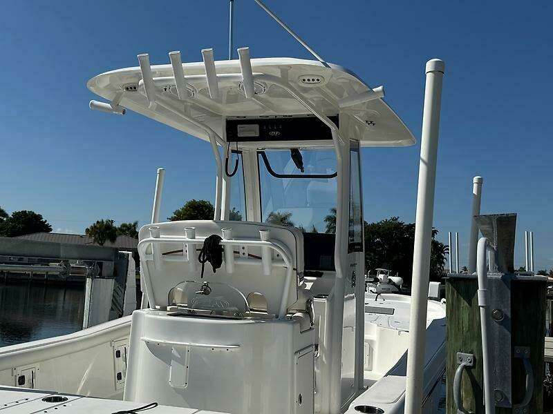 25ft Sea Hunt Yacht For Sale