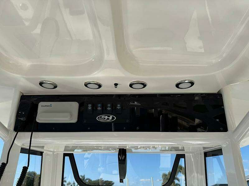 25ft Sea Hunt Yacht For Sale