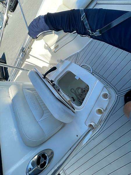 23ft Boston Whaler Yacht For Sale