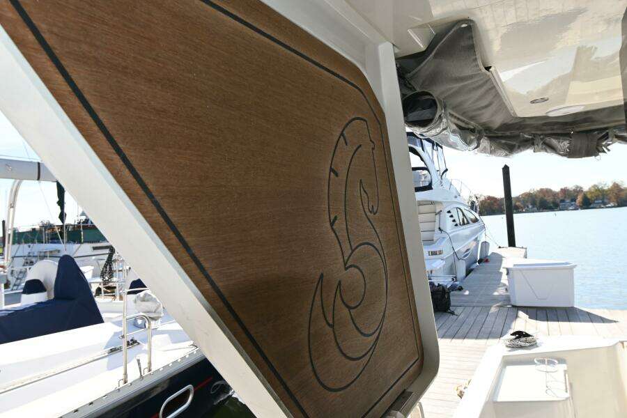 R amp R 35ft Beneteau Yacht For Sale