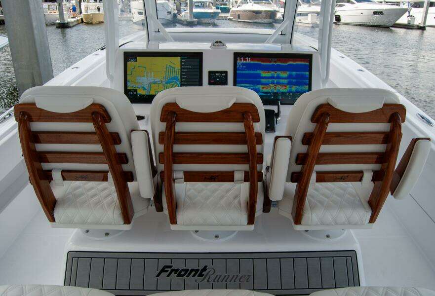 43ft Front Runner Yacht For Sale