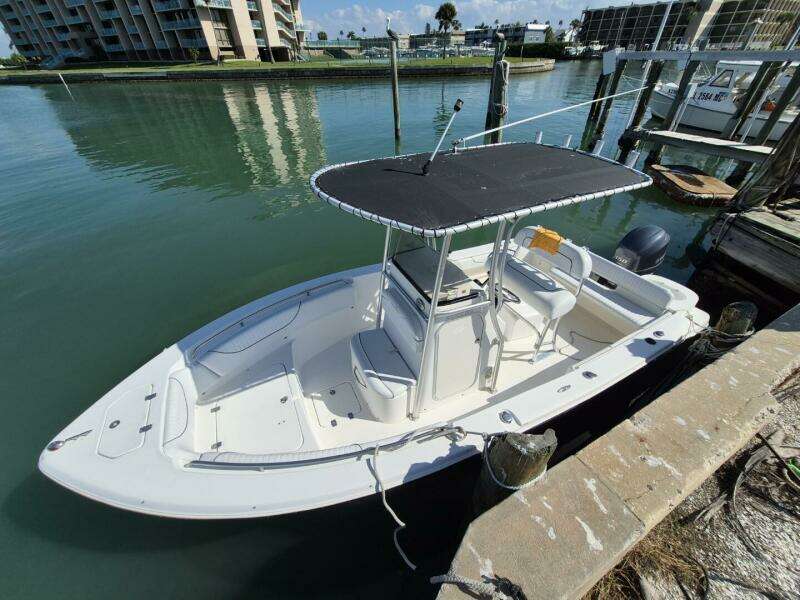 20ft NauticStar Yacht For Sale