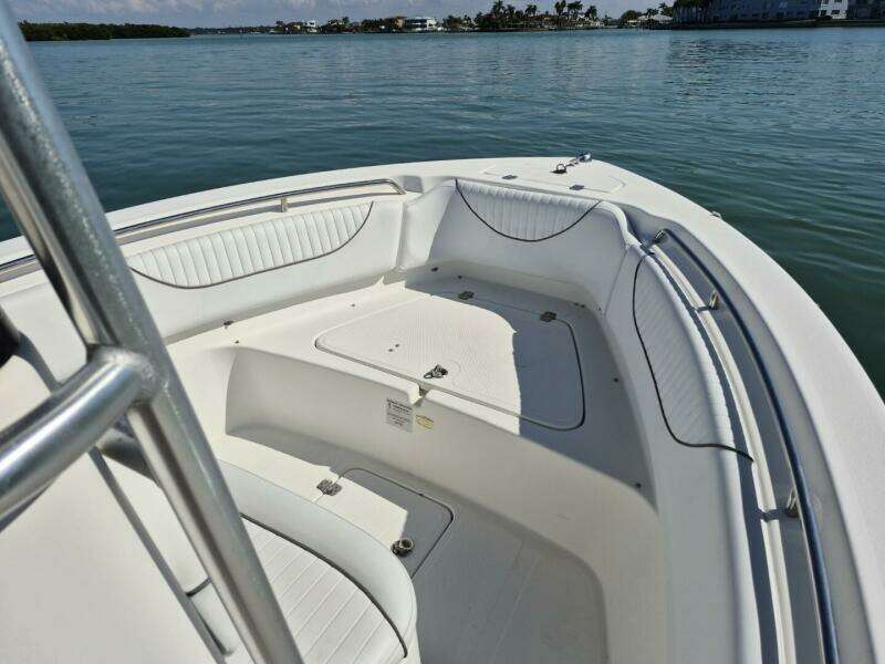 20ft NauticStar Yacht For Sale