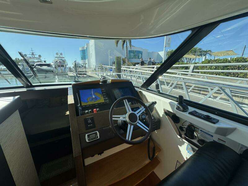 44ft Tiara Yachts Yacht For Sale