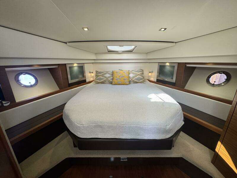 44ft Tiara Yachts Yacht For Sale