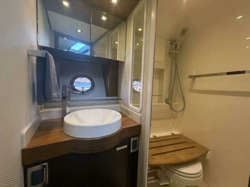 44ft Tiara Yachts Yacht For Sale