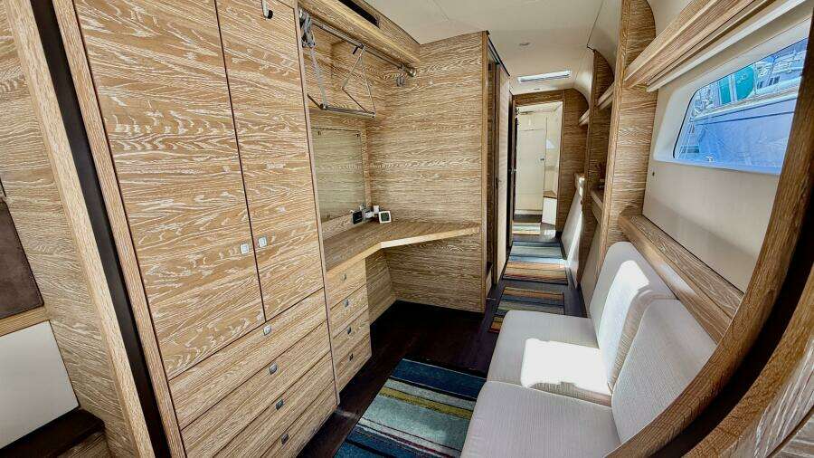 Sea Larks 51ft Xquisite Yachts Yacht For Sale