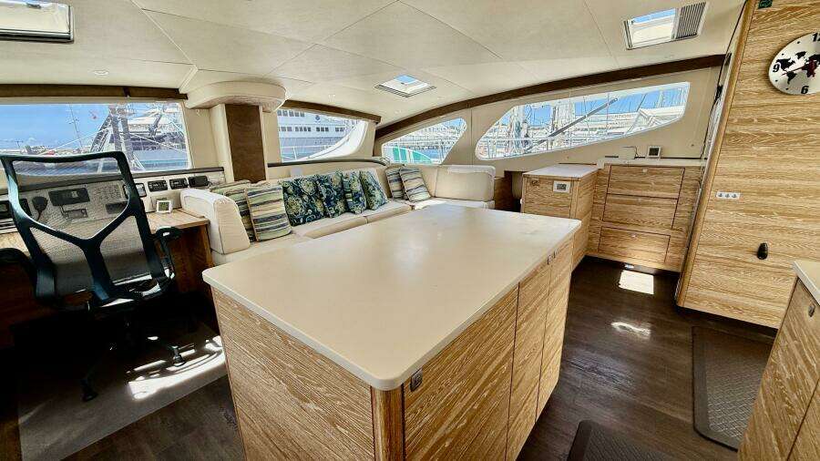 Sea Larks 51ft Xquisite Yachts Yacht For Sale