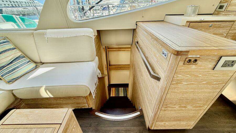 Sea Larks 51ft Xquisite Yachts Yacht For Sale