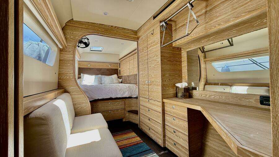 Sea Larks 51ft Xquisite Yachts Yacht For Sale