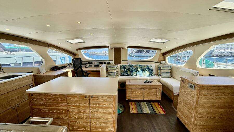 Sea Larks 51ft Xquisite Yachts Yacht For Sale