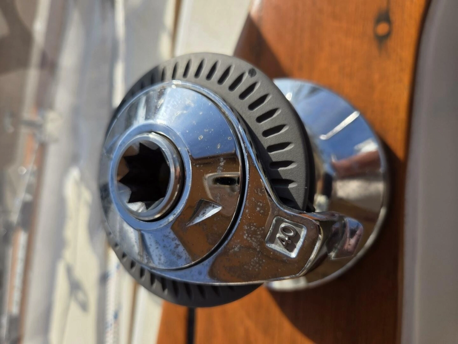 1985 Endeavour 51
