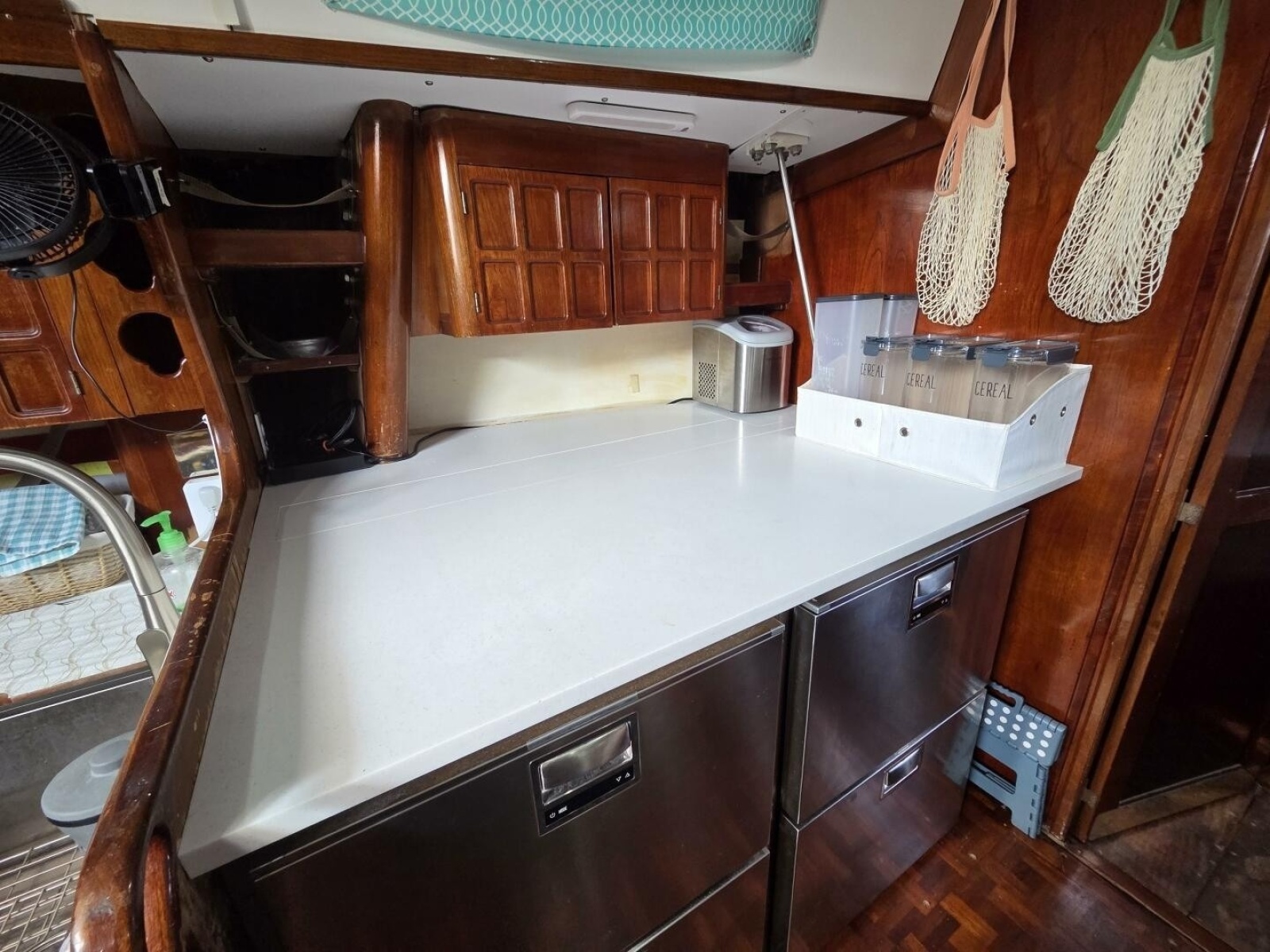 1985 Endeavour 51 — Arcadia