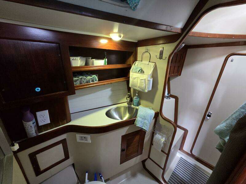 Arcadia 51ft Endeavour Yacht For Sale