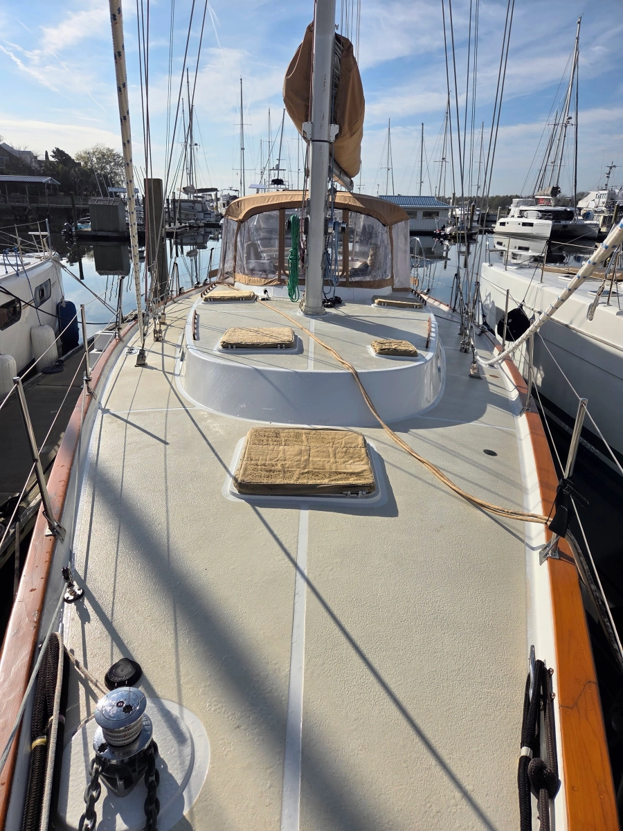 1985 Endeavour 51