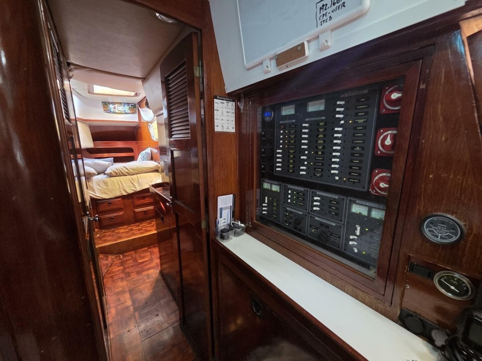 1985 Endeavour 51 — Arcadia
