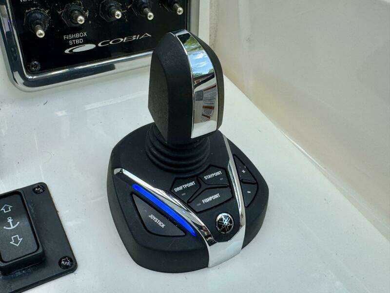 28ft Cobia Yacht For Sale