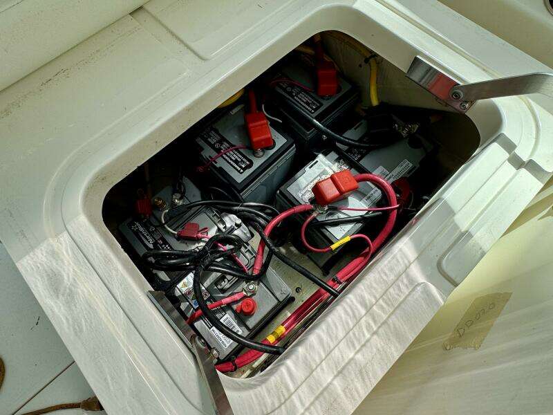 28ft Cobia Yacht For Sale