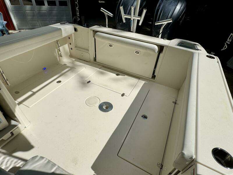 28ft Cobia Yacht For Sale