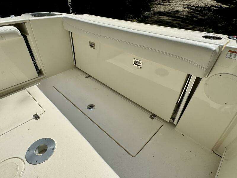 28ft Cobia Yacht For Sale