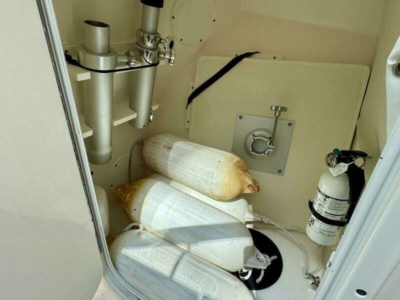 28ft Cobia Yacht For Sale