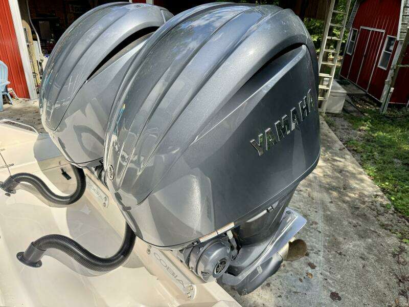 28ft Cobia Yacht For Sale