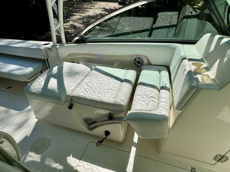 28ft Cobia Yacht For Sale