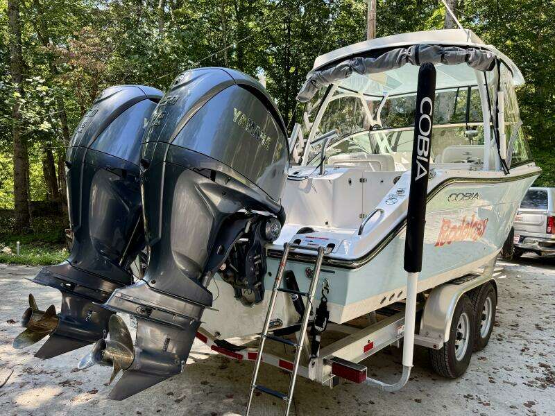 28ft Cobia Yacht For Sale