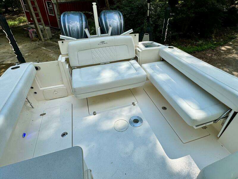 28ft Cobia Yacht For Sale