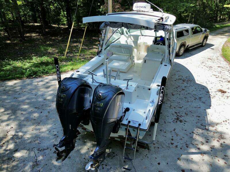 28ft Cobia Yacht For Sale