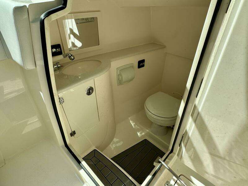 28ft Cobia Yacht For Sale