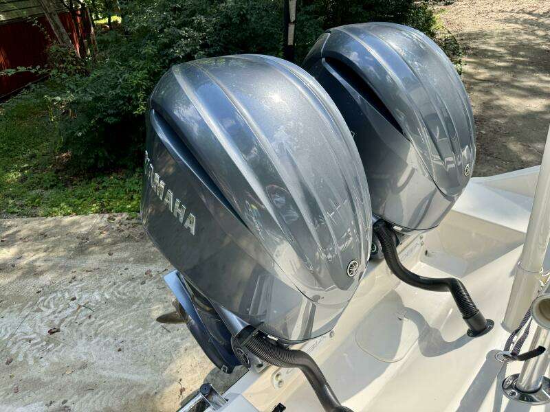 28ft Cobia Yacht For Sale