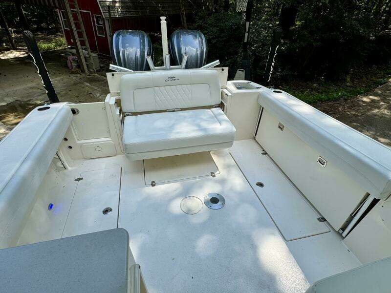 28ft Cobia Yacht For Sale