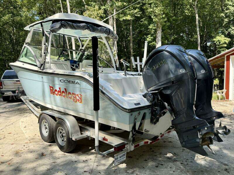 28ft Cobia Yacht For Sale