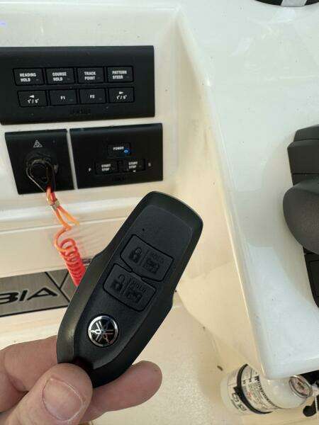 28ft Cobia Yacht For Sale