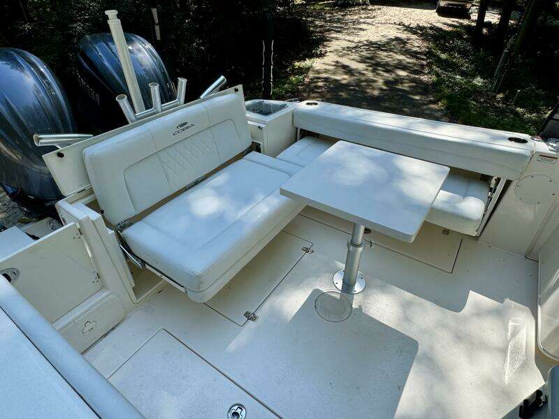 28ft Cobia Yacht For Sale