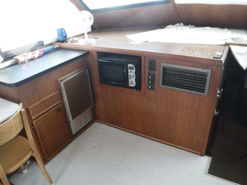 46ft Hatteras Yacht For Sale