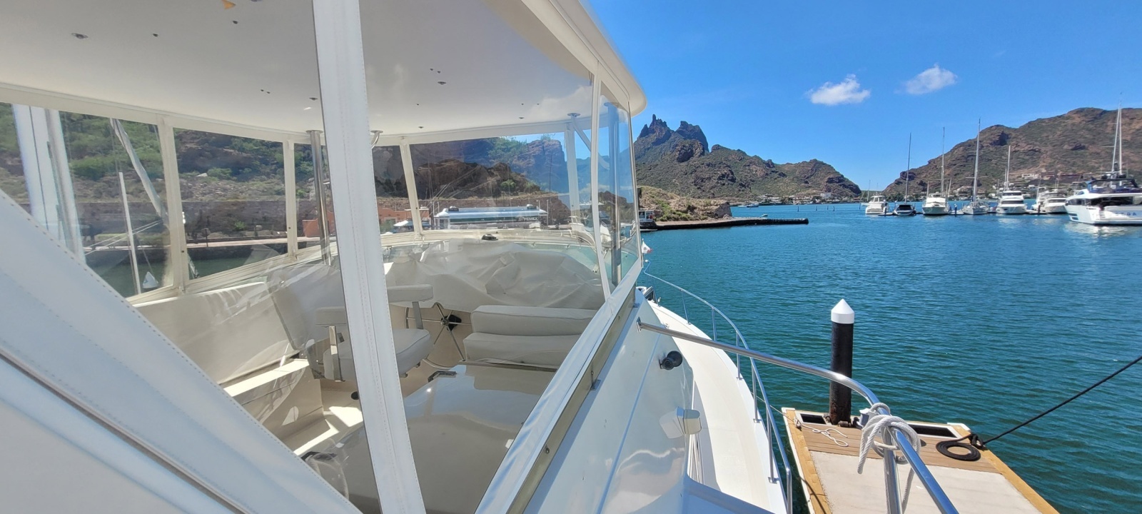 THE WETBAR 48ft Offshore Yachts Yacht For Sale