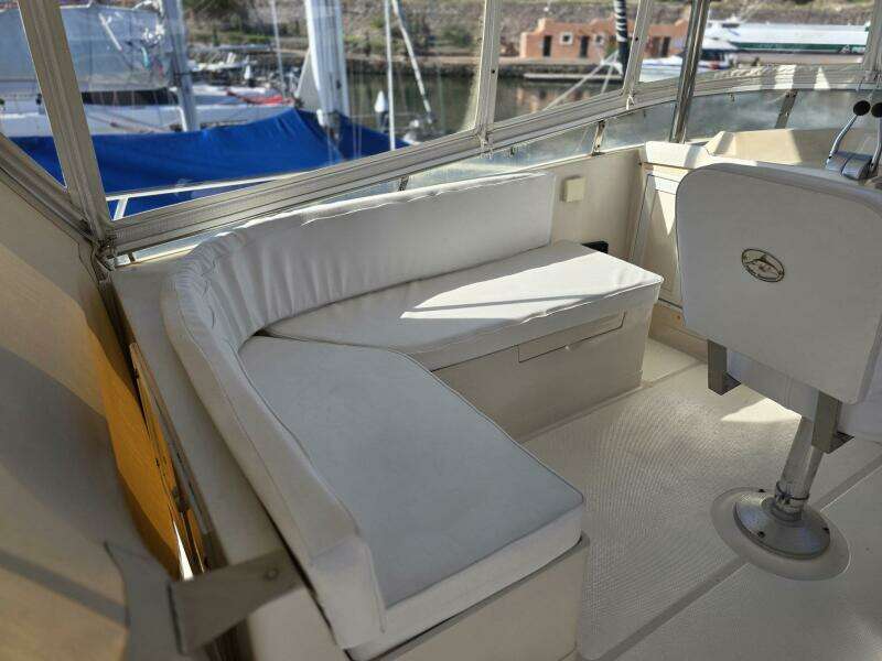 THE WETBAR 48ft Offshore Yachts Yacht For Sale
