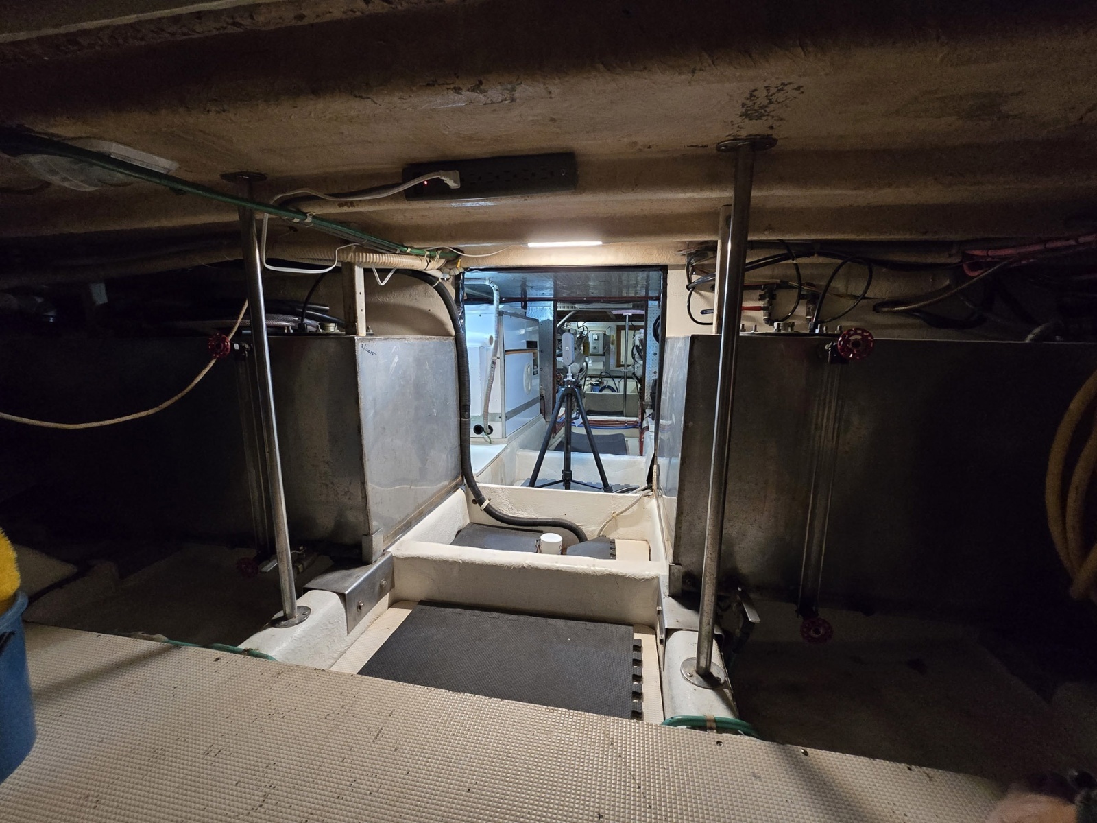 THE WETBAR 48ft Offshore Yachts Yacht For Sale