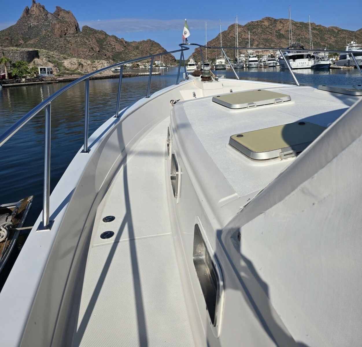 THE WETBAR 48ft Offshore Yachts Yacht For Sale