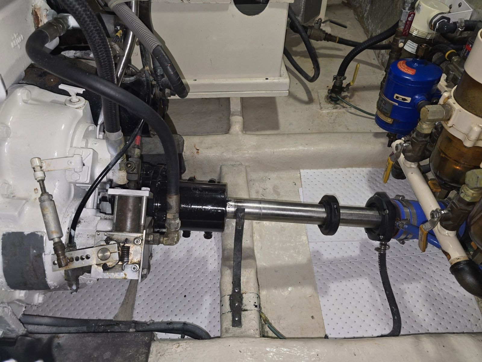 THE WETBAR 48ft Offshore Yachts Yacht For Sale