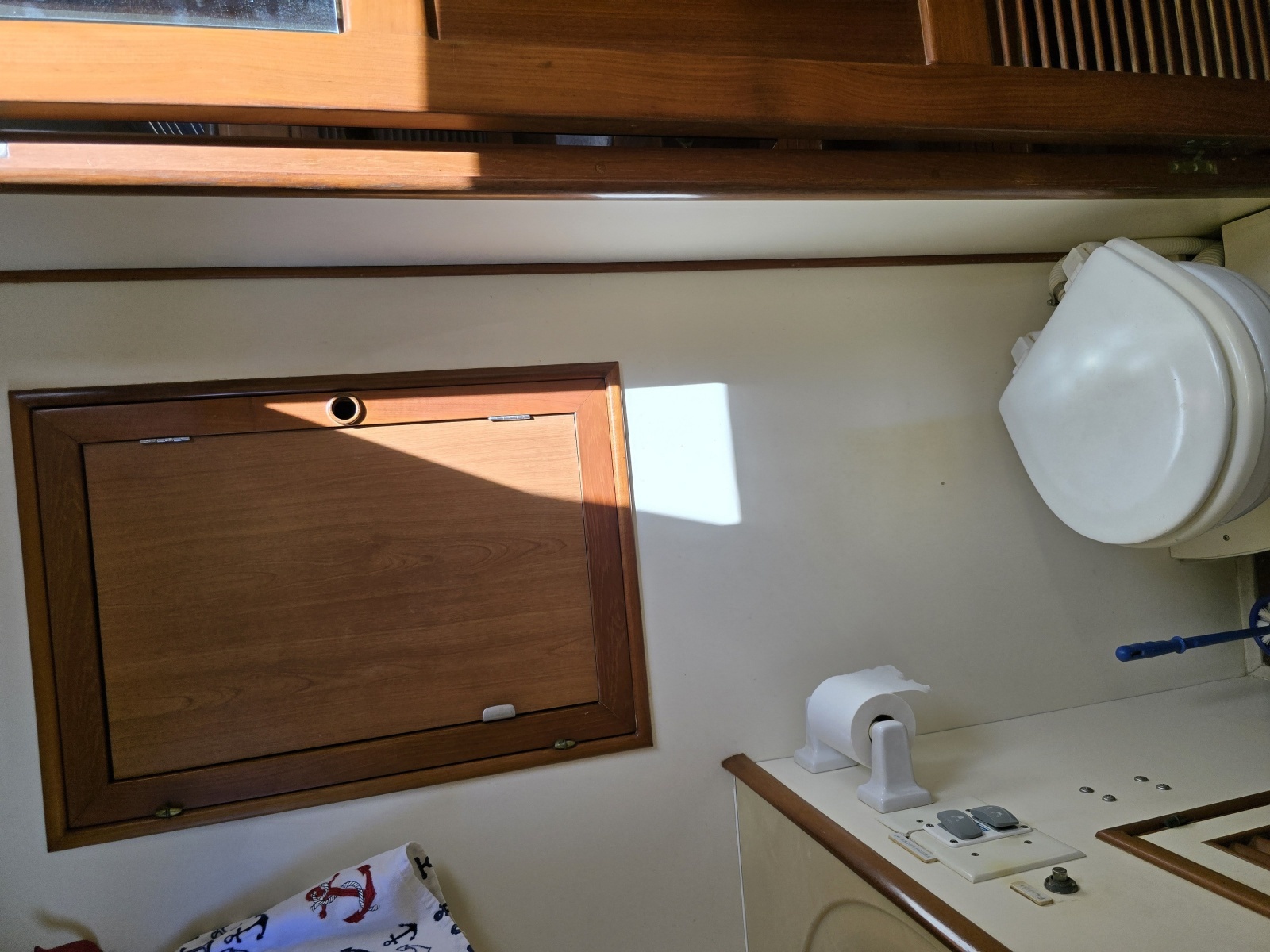 THE WETBAR 48ft Offshore Yachts Yacht For Sale